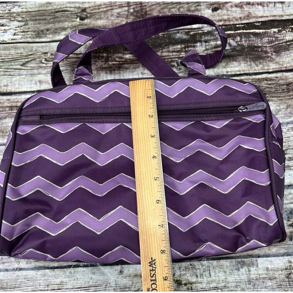 Thirty-One Handle It Purple Plum Chevron Zipper Cosmetic Travel 31 Bag Organizer